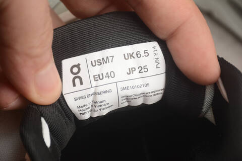 On Cloudtilt Mineral Ivory Black US 7 EU 40 UK 6 5 JP 25 Running Shoe Running Sneakers - Men's (BS-59459)