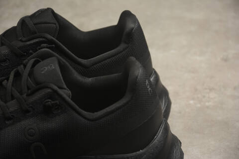 On Cloudtilt Black US 7 EU 40 UK 6 5 JP 25 Running Shoe Running Sneakers - Men's (BS-59464)