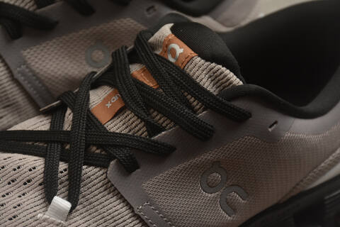 On Cloud X 4 3ME30042532 Fog Black White Gum Brown US 7 EU 40 UK 6 5 JP 25 Running Shoe Running Sneakers - Men's (BS-59781)