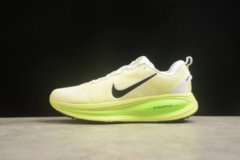 Nike Vomero 18 HM6804 102 White Green Black EUR 42 5 Running Shoe - Men's (BS-59449)