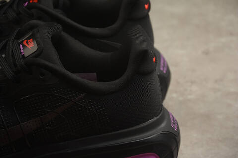 Nike VOMERO PREMIUM Lifestyle (BS-59714)