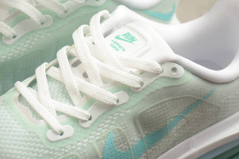 Nike VOMERO PREMIUM Lifestyle (BS-59711)
