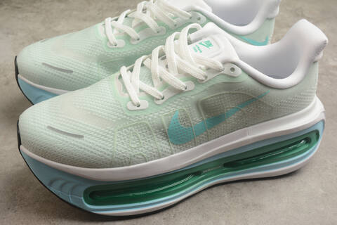 Nike VOMERO PREMIUM Lifestyle (BS-59711)