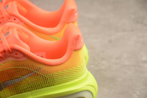 Nike VOMERO PREMIUM Lifestyle (BS-59717)