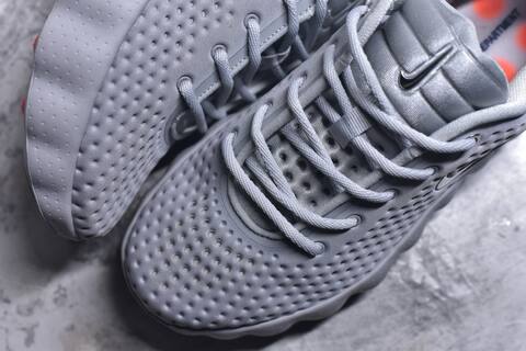 Nike Mind 002 Flyknit Cool Grey Metallic Silver Bright Crimson Training Shoe (BS-59797)
