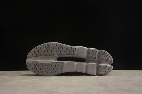On Running Cloudflow 5 Grey White US 7 EU 40 UK 6 5 JP 25 Running Shoe Running Sneakers - Men's (BS-59847)