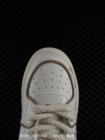 MLB Chunky Liner Basic White Beige Off White EU 35-45 Sneaker Casual Sneakers - Unisex