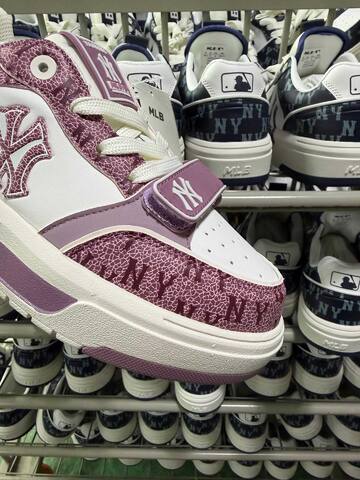 MLB Chunky Liner 3 ASXP025 White Purple Dark Pink Sneaker Casual