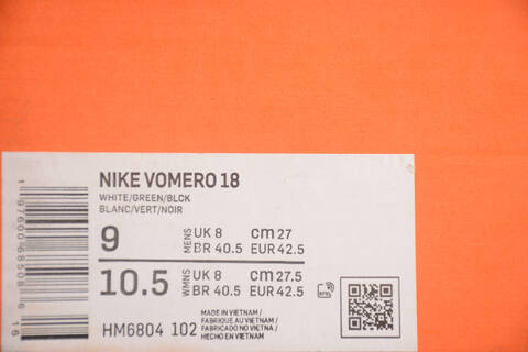 Nike Vomero 18 HM6804 102 White Green Black EUR 42 5 Running Shoe - Men's (BS-59449)