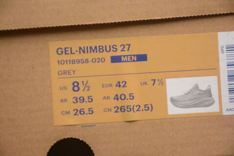 ASICS GEL NIMBUS 27 1011B958 020 Light Grey US 8 5 EUR 42 UK 7 5 CM 26 5 Running Shoe Running Sneakers - Men's (BS-59739)