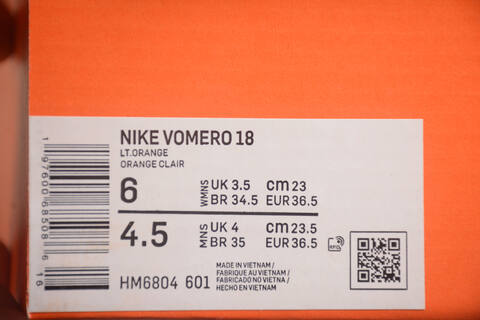 Nike Vomero 18 HM6804 601 Light Orange EU 36 5 Running Shoe - Women's (BS-59448)