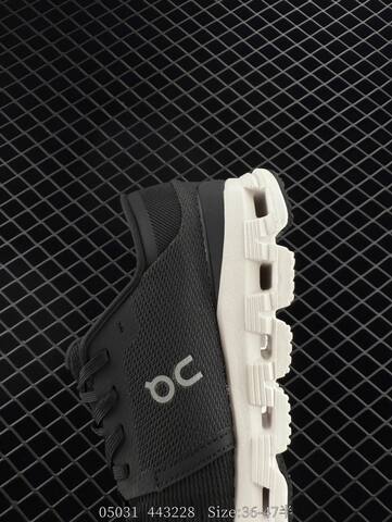On Cloud 5 Black White EU 36-47 Running Shoe Running Sneakers - Unisex (BS-85574)