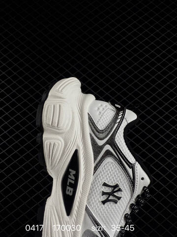 MLB NY Chunky Runner White Black EU 35-45 Sneaker Casual Sneakers - Unisex