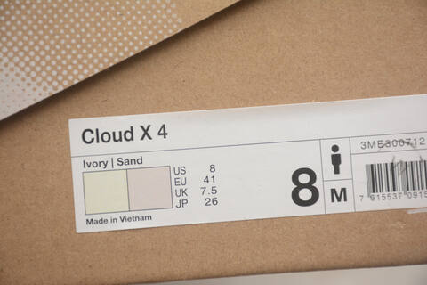 On Cloud X 4 3ME300712 Ivory Sand Pale Pink Coral US 8 EU 41 UK 7 5 JP 26 Running Shoe Running Sneakers - Men's (BS-59778)