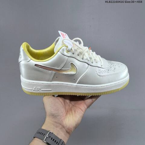 Nike Air Force 1 07 Metallic Silver Pale Yellow White EU 36 45 Sneaker EU 36-45 - Unisex (BS-60701)