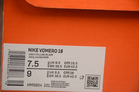Nike VOMERO 18 Comfortable And Versatile Shock-absorbing And Non-slip Low-top Running Shoes Lifestyle (BS-59447)