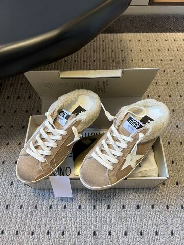 Golden Goose Super Star Sabot Shearling Mule Beige White Cream Skate Shoe (BS-87455)