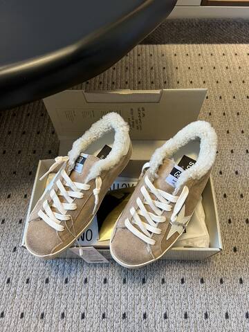 Golden Goose Super Star Sabot Shearling Beige White Cream EU 36 Sneaker - Women's (BS-87454)