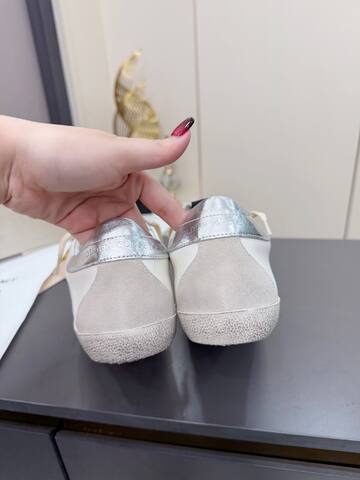 Golden Goose Super-Star White Rose Gold Silver Skate Shoe (BS-87378)