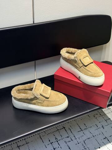 Roger Vivier NewViv Fur Lined Mule Sneaker Beige White Light Brown (BS-87421)