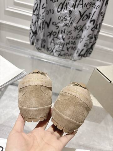 Golden Goose GGDBNew Golden Goose Deluxe Brand SNERKERS GGDB Khaki Light Brown Silver White Sneaker (BS-87407)