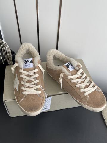 Golden Goose Super Star Shearling Lined Tan White Cream Off White Skate Shoe (BS-87482)
