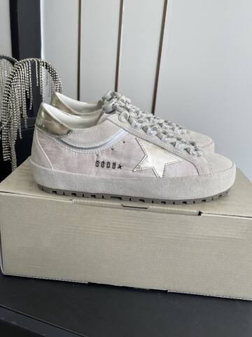 Golden Goose Super Star Light Beige Silver White Skate Shoe (BS-87479)