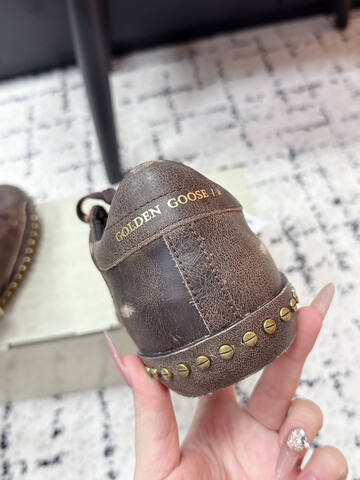 Golden Goose Super-Star Studded Dark Brown White Gold Skate Shoe (BS-87387)