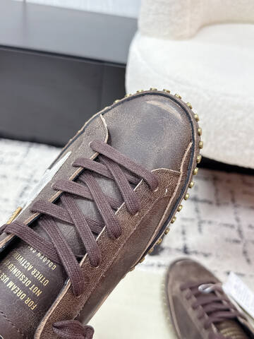 Golden Goose Super-Star Studded Dark Brown White Gold Skate Shoe (BS-87387)