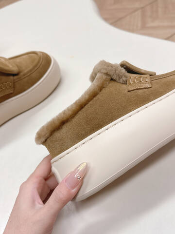 Roger Vivier NewViv Platform Mule Chestnut Beige Off White Sneaker (BS-87466)