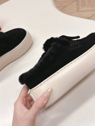 Roger Vivier NewViv Golf Fur Lined Mule Sneaker Black Off White (BS-87465)