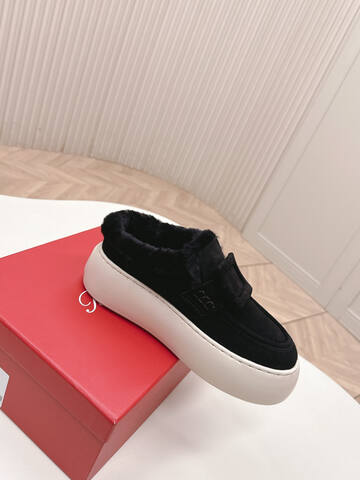 Roger Vivier NewViv Golf Fur Lined Mule Sneaker Black Off White (BS-87465)