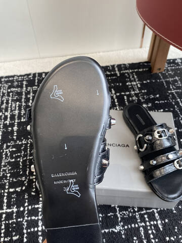 Balenciaga Cagole Studded Slide Sandal Black Silver Slides (BS-87419)