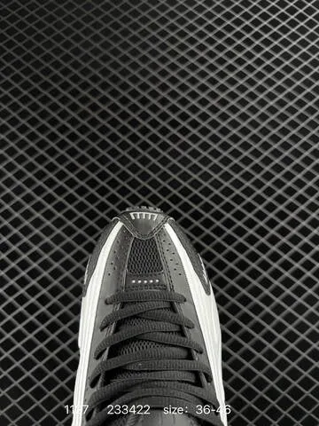 Nike Shox R4 black/white/ice blue 36-46 running